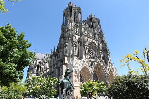 Cathédrale Notre Dame .....