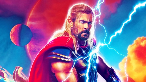 Quel est cet acteur qui a incarné Thor à plusieurs reprises ?