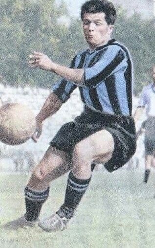 Dans les années 50, il a inscrit plus de 130 buts sous le maillot de l'Inter. C'est le Hongrois :
