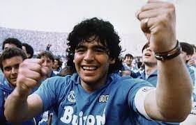"El Pibe de Oro", légende de Naples et de l'Argentine, le footballeur ?