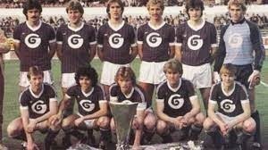 Contre quelle équipe les RSC Anderlecht a-t-il remporté la double-finale de 1983 ?