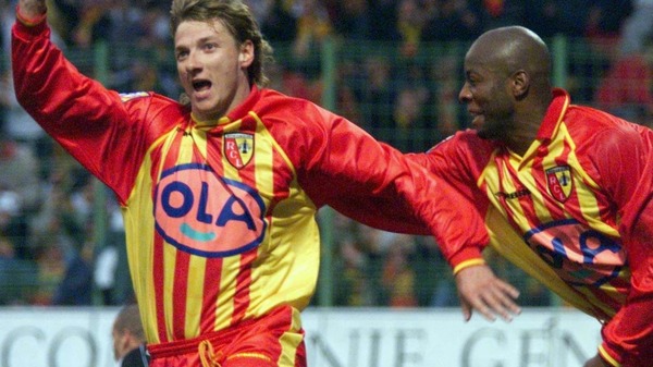 Qui termine second derrière le RC Lens à la différence de buts, lors de la saison 97/98 ?