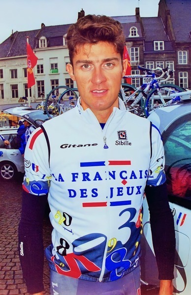 Quel coureur cycliste italien est-il né le 14 août 1971 ?