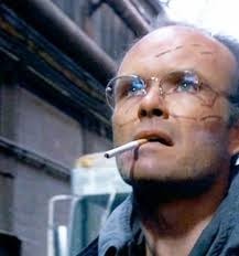 Kurtwood Smith (Le cercle des poètes disparus, Prête à tout) et surtout dans quel rôle dans "Robocop" ?