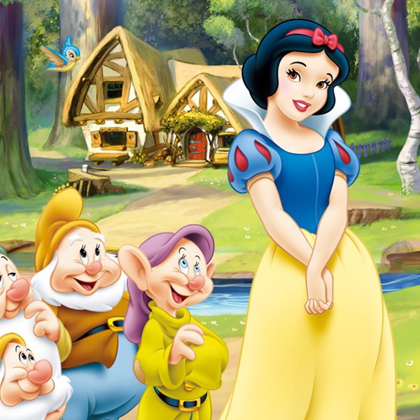 Combien de nains accompagnent Blanche Neige ?