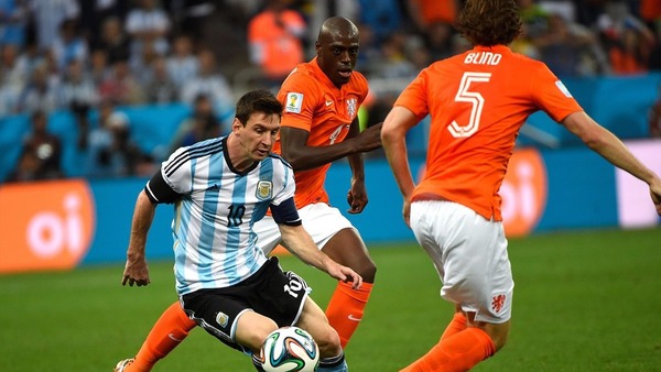 Dans la seconde demi-finale entre l'Argentine et les Pays-Bas, quel est le score à l'issue des prolongations ?