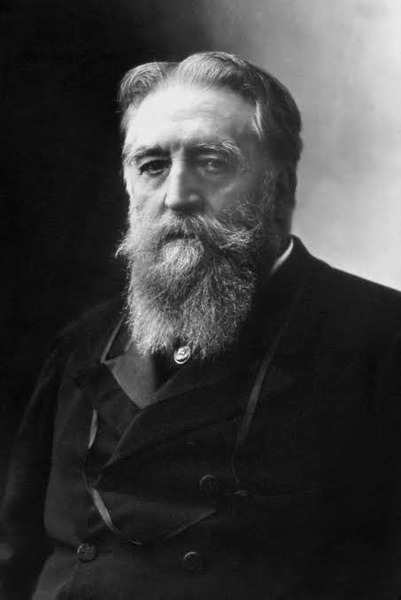 À quoi ce préfet caennais prénommé Eugène, a-t-il laissé son nom ?