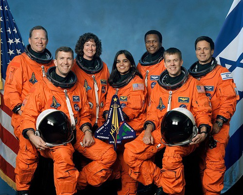Tout cet équipage a péri en 2003 dans l'explosion de la navette spatiale :