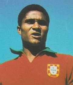 Qui est cette légende du Football qui a inscrit 9 but lors du Mondial de 1966 ?