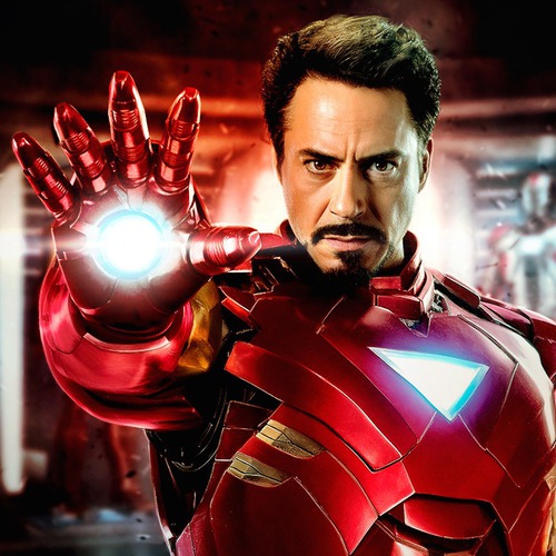 Qui joue le rôle de Iron Man ?