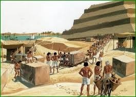En combien de temps auraient été construites les pyramides égyptiennes ?