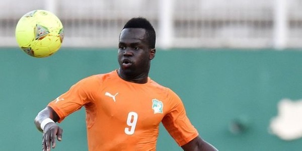 Footballeur ivoirien mort en Chine d'une crise cardiaque à l'entraînement et ancien de Anderlecht, Twente et Newcastle ?