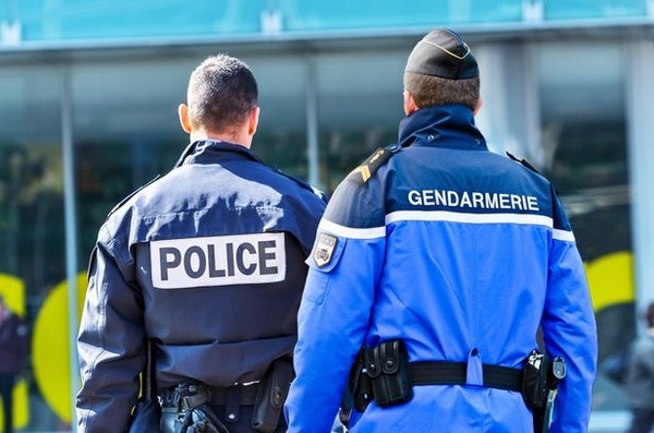 Il a le statut de militaire.