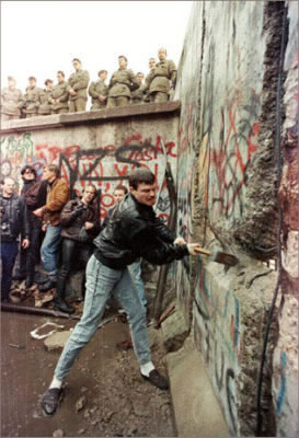 En quelle année le mur de Berlin fut-il détruit ?