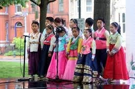 Le Hanbok est une tenue traditionnelle de :