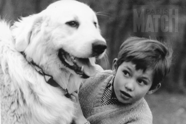 Dans une série des années 60, Sébastien était inséparable de son amie...