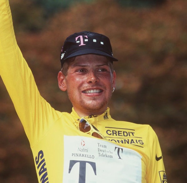 Vuelta en 99 et Tour en 97 après sa seconde place l'année précédente bloqué dans son statut d'équipier de Riis, il a encore fini 4x deuxième au Tour ?
