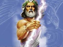 Dans la mythologie gréco-latine, quel dieu règne sur la foudre et l'orage ?