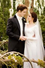 Quelle est la date du mariage de Bella et Edward ?