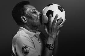 De son vrai nom Edson Arantes do Nascimento, en quelle année le Roi Pelé nous a-t-il quittés ?