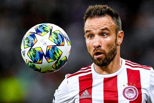 En 2022, il annonce sa retraite sportive.