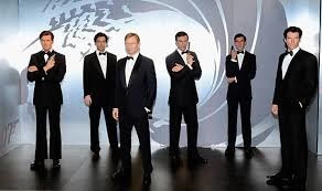 Combien d'acteurs ont incarné James  Bond  ?
