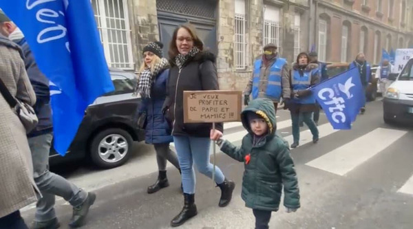 Initié en fin d'année précédente, quel est le nom de ce mouvement de manifestation générale des français ?