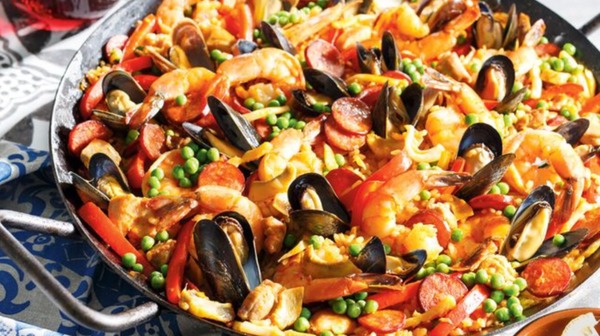 Est-ce que la paella est un plat typiquement Espagnol ?