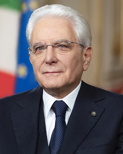 Président de la République italienne depuis 2015, il s'agit de ?