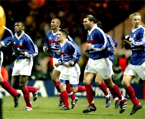 Lors d'un match amical en 1999, les Français s'imposent 2-0 à Wembley grâce à un doublé de...