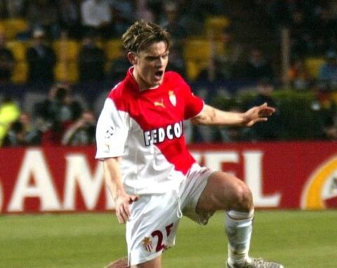 Avec Monaco combien de fois joue-t-il la ligue des Champions ?