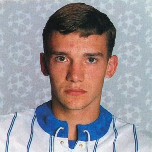 En 1994, dans quel club Andriy Shevchenko a-t-il débuté sa carrière professionnelle ?