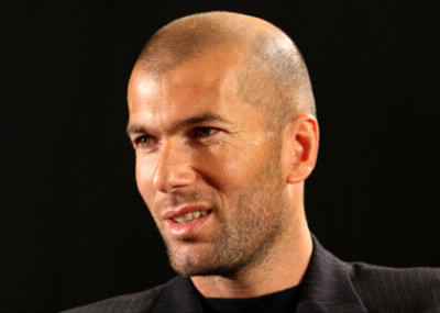 Avec quelle femme sort Zinedine Zidane ?