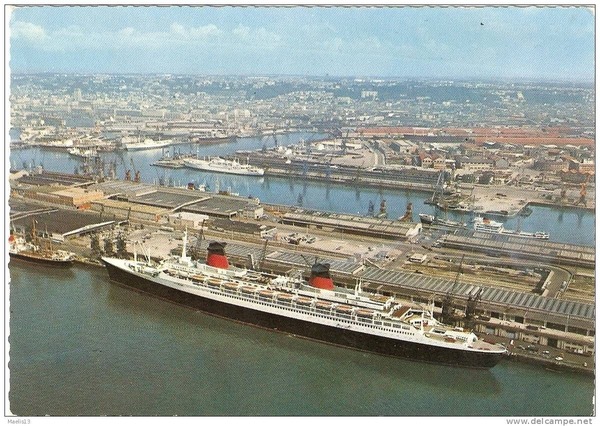 Quel était le port d’attache du France ?