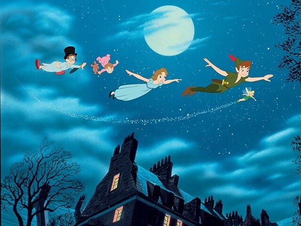 Pourquoi les enfants volent-ils dans le ciel dans le dessin animé "Peter Pan" de Disney ?