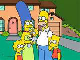 Dans quelle ville déménagent les Simpson quand Homer devient la mascotte d'une équipe de football américain ?
