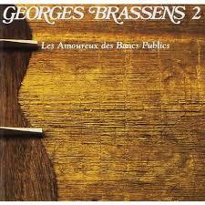 Dans la chanson '' Les amoureux des bancs public'' de Goerges Brassens .Retrouvons 4 mots manquants.Les amoureux qui s'bécotent _  _  _  _