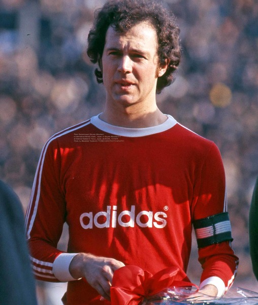 Quel est le seul club allemand, autre que le Bayern, pour lequel Franz Beckenbauer a joué ?