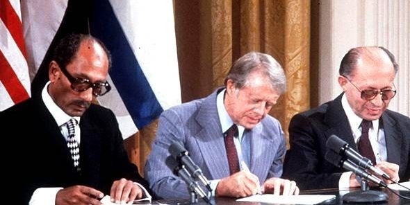 En 1979, quel président égyptien a signé la paix avec l’État d’Israël ?