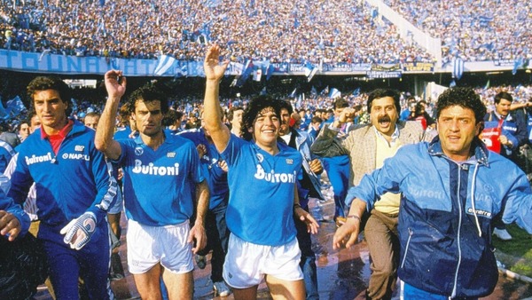En 1987, qu'est-ce que Diego a remporté avec Naples ?