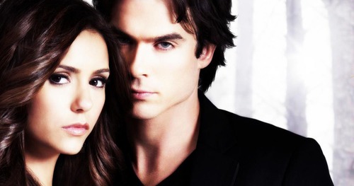 Elena et Damon sont-ils sortis ensemble ?