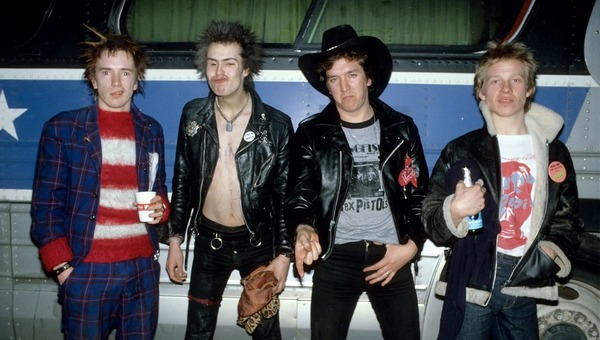 Lequel n'était pas un membre des Sex Pistols ?