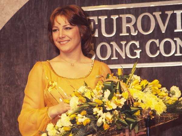 Quelle chanson permet à Marie Myriam de remporter l'eurovision en 1977 ?