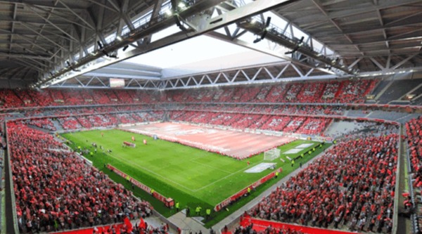 Comment s’appelle le stade du Losc Lille ?