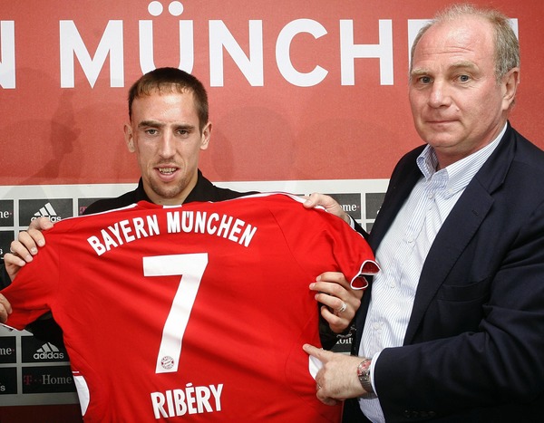 Quand il rejoint le Bayern en 2007, quel club Franck Ribéry vient-il de quitter ?