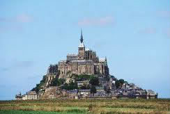 Le Mont-Saint-Michel appartient au département ...
