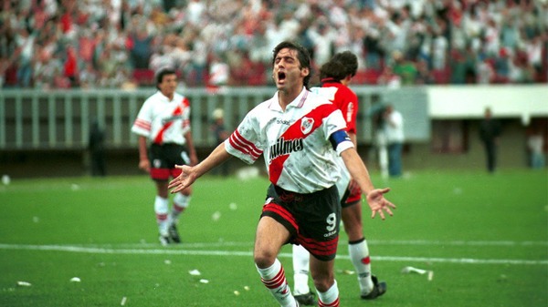 River Plate sera son dernier club professionnel.