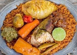 Le thiéboudiène, monument de la cuisine sénégalaise, est un plat fait à base…