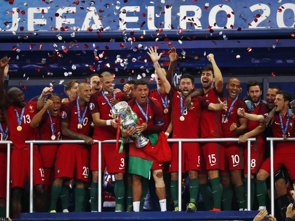 C'est le Portugal qui remporte cette finale 1-0. Qui est le seul buteur du match ?