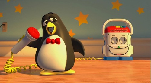 Dan le film Histoire de jouets 2, comment s'appelle le pingouin en jouet ?